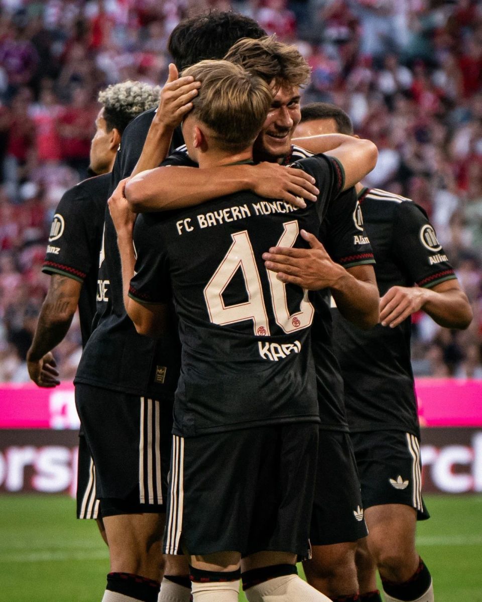 QkAA, 带给球迷更, 一步 QkAA, 带给球迷更, 一步