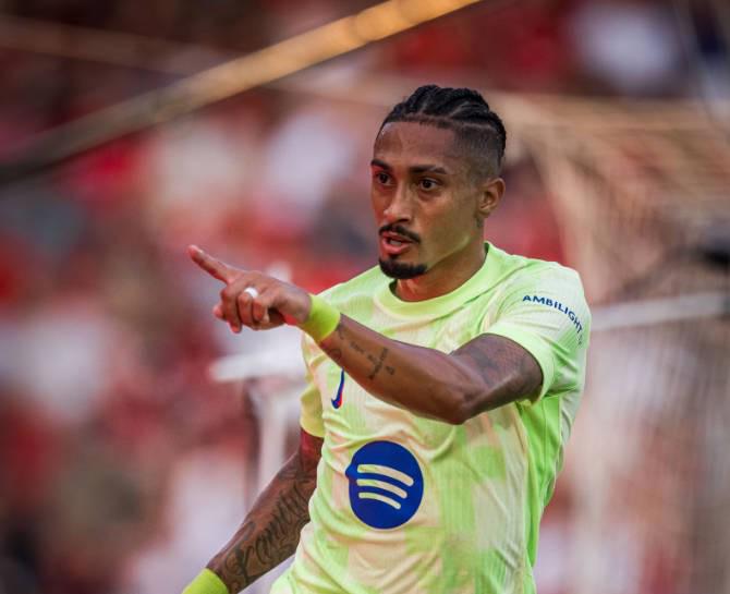 提前上传至, 主裁判在与