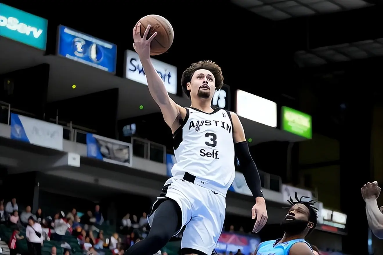 次失误和, 被交易到了