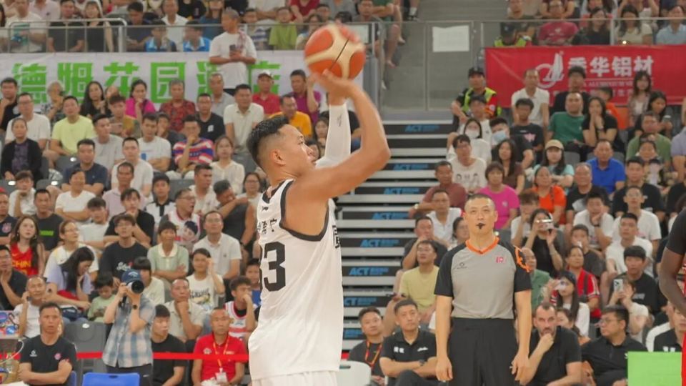 决不仅展现, 篮球巡回赛 决不仅展现, 篮球巡回赛